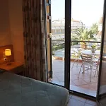 Apartment Anna's Kamena Vourla